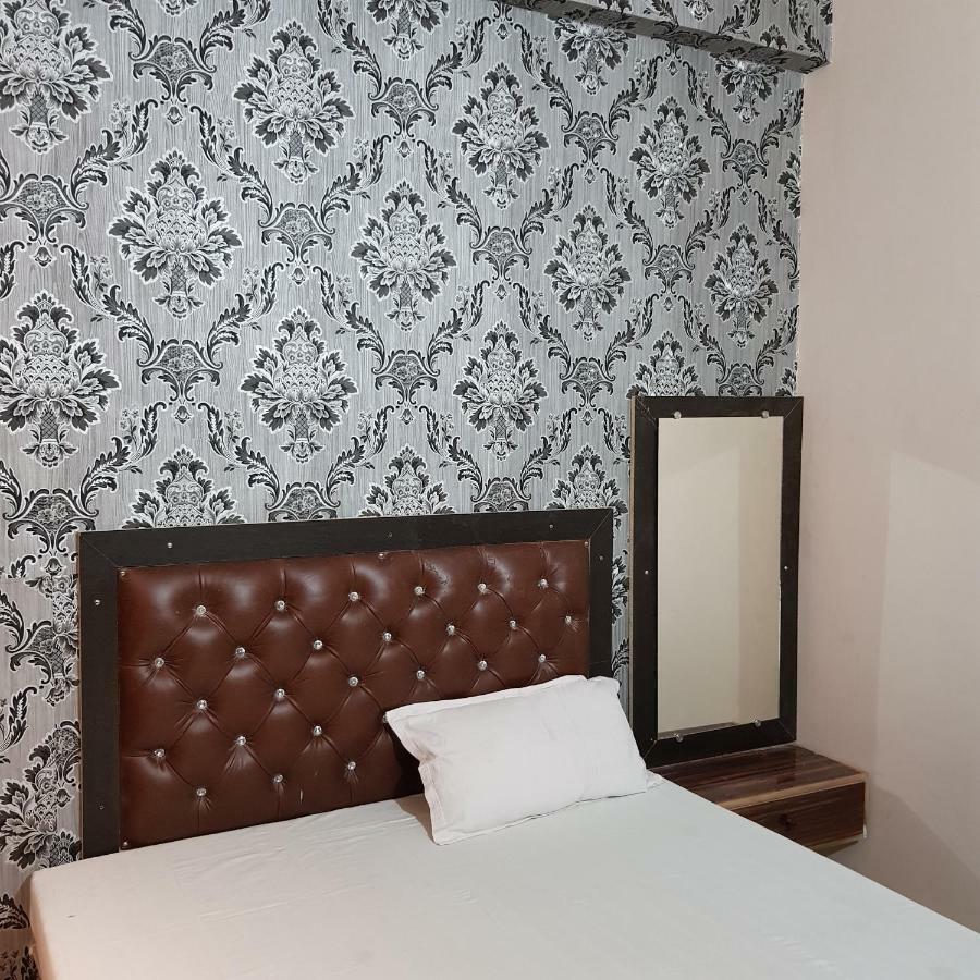 Hotel Varanasi Ganges 외부 사진