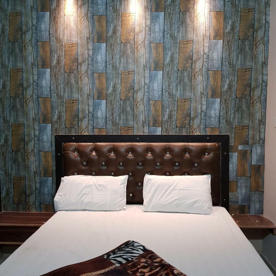 Hotel Varanasi Ganges 외부 사진