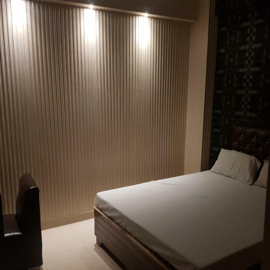 Hotel Varanasi Ganges 외부 사진