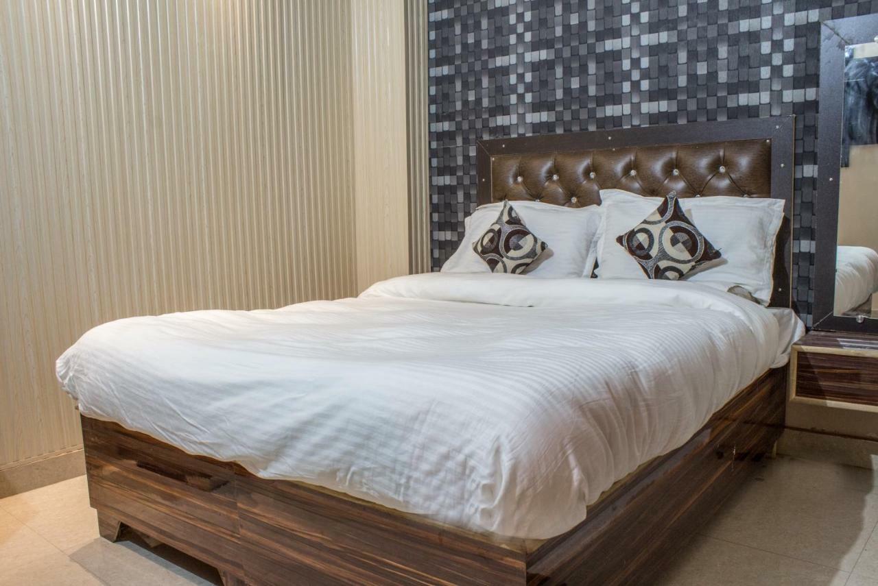 Hotel Varanasi Ganges 외부 사진