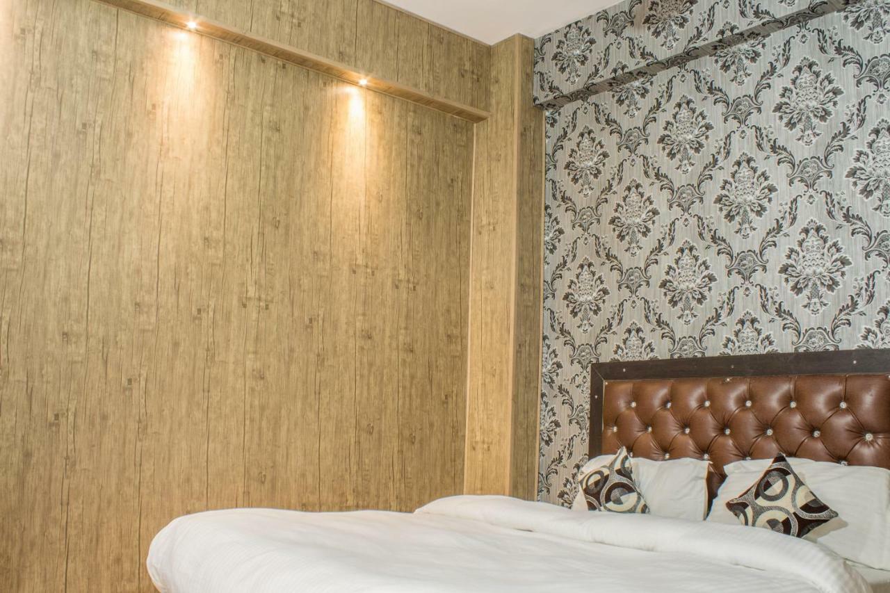 Hotel Varanasi Ganges 외부 사진
